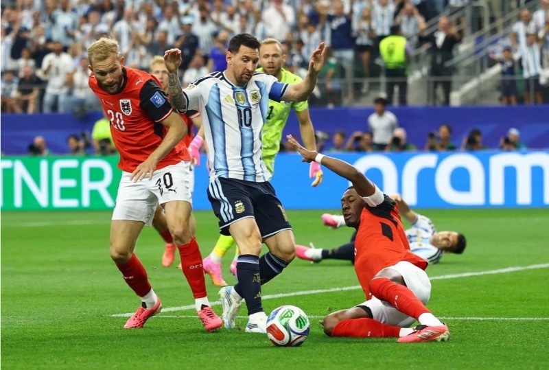 Messi là ngôi sao nổi bật ở trận Jordan vs Argentina