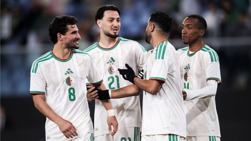 Algerie sẽ đá phòng ngự trước Thụy Sĩ